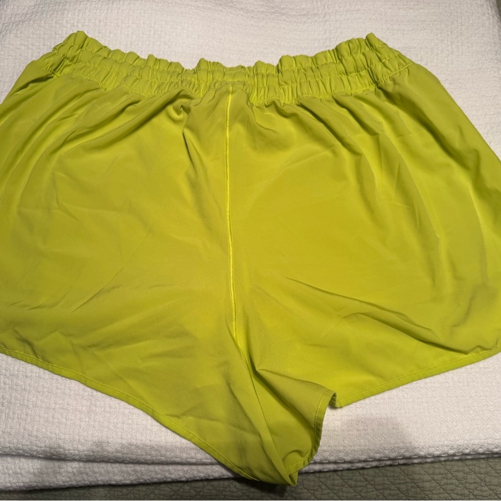 OFFLINE by Aerie hot stuff shorts - Picture 2 of 7